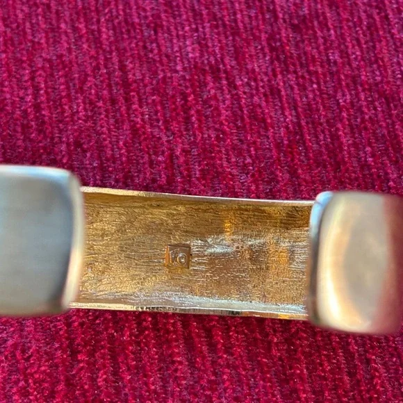 Les Bernard Vintage Gold Gripoix Hinge Bangle - Picture 6 of 9